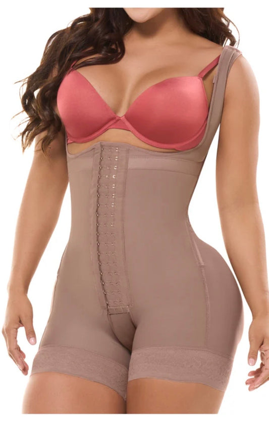 Salome 233 CCB