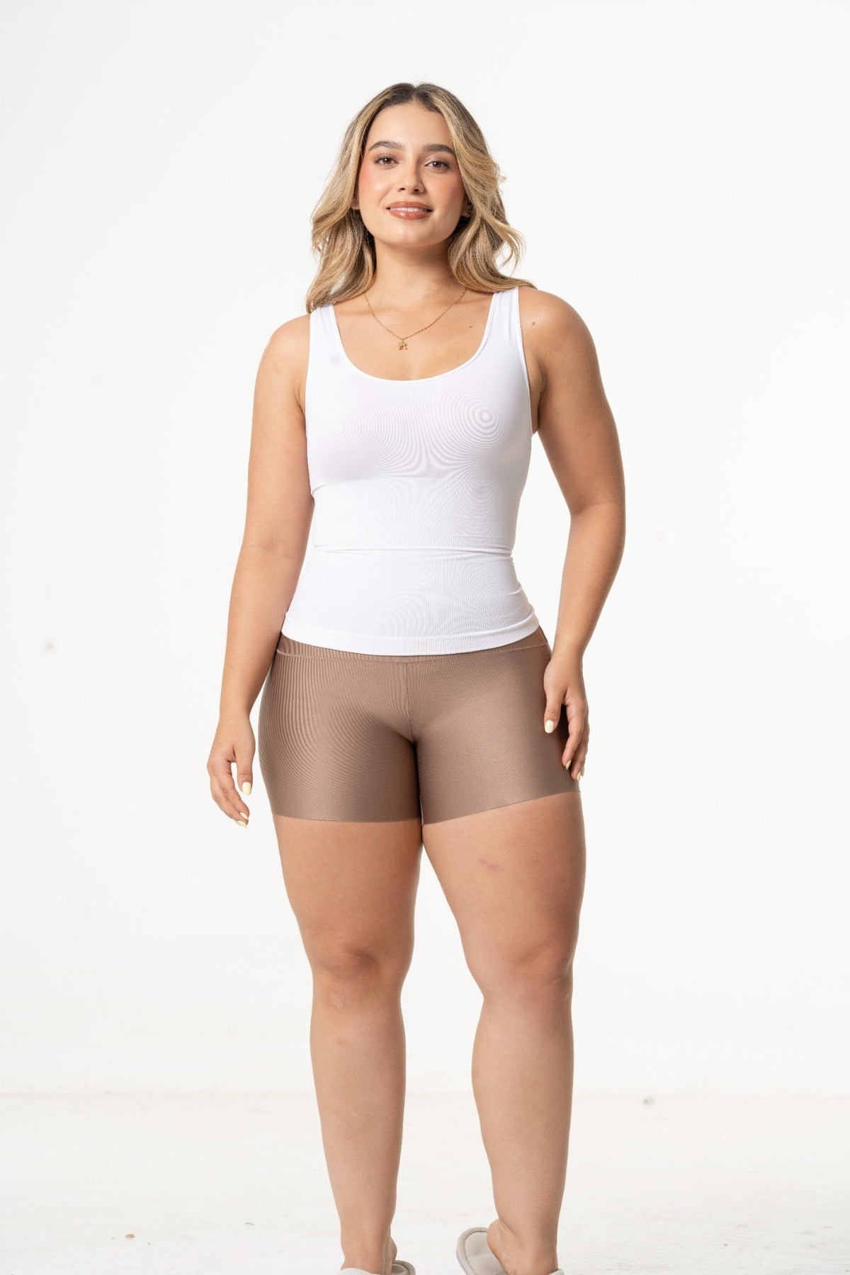 Sonryse TJ06L5 Seamless Camisole Tank Top for Women with Built-in Shelf Bra